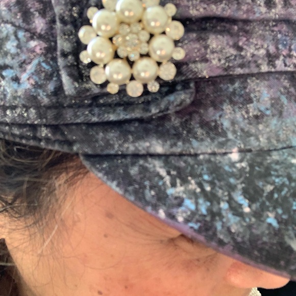 Hat Re-Fashioned Re-purpose 🤚 hand painted - Picture 3 of 5